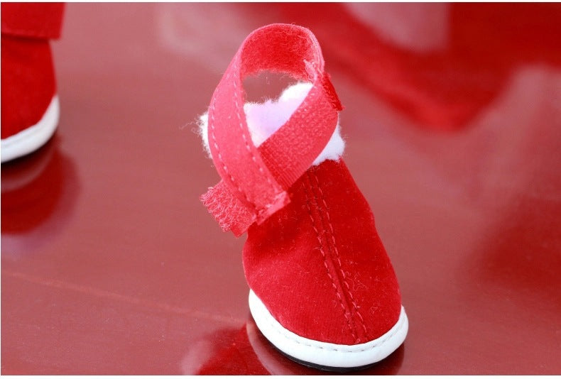 Pet Christmas Shoes – Cozy Festive Footwear